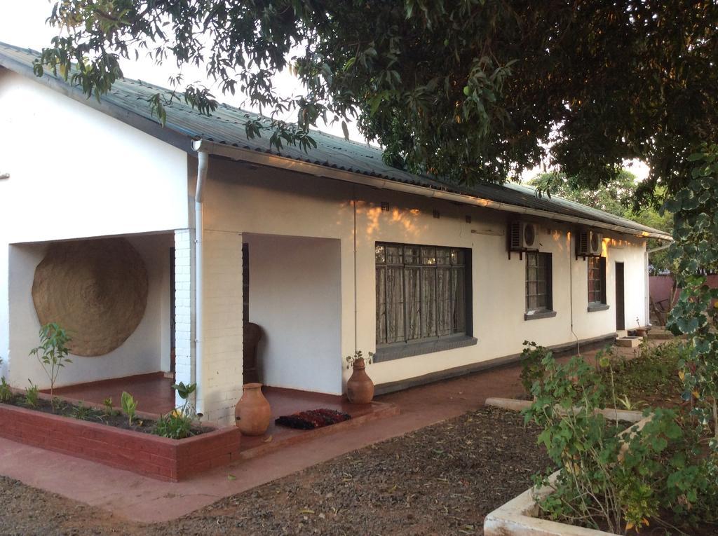 Tabonina Guesthouse Livingstone Luaran gambar