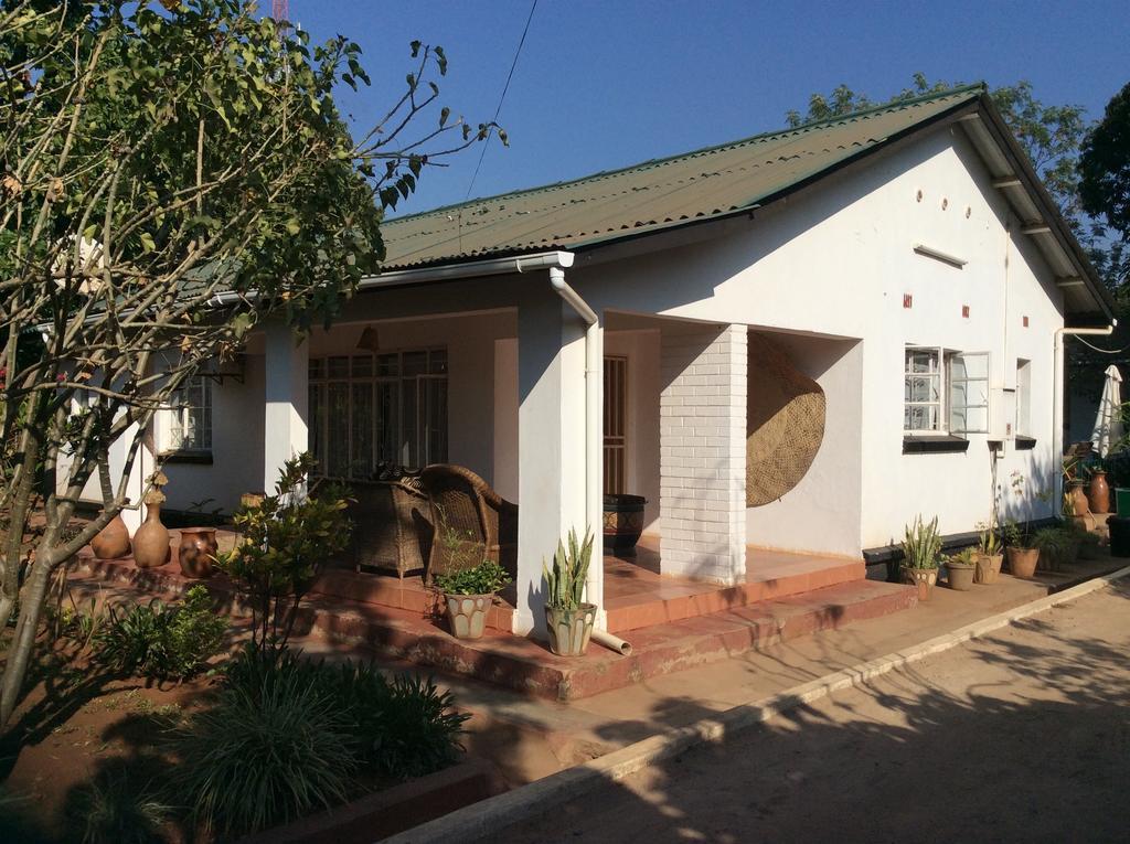 Tabonina Guesthouse Livingstone Luaran gambar